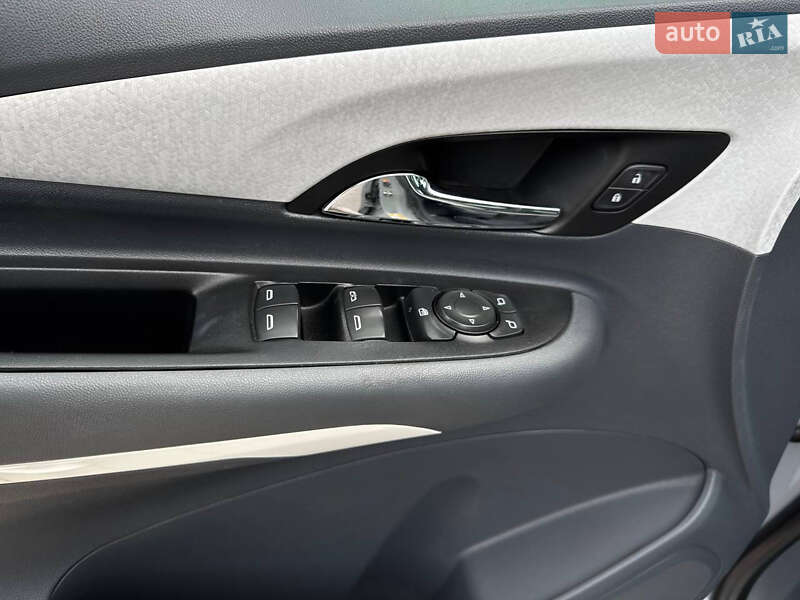 Хэтчбек Chevrolet Bolt EV 2018 в Ивано-Франковске