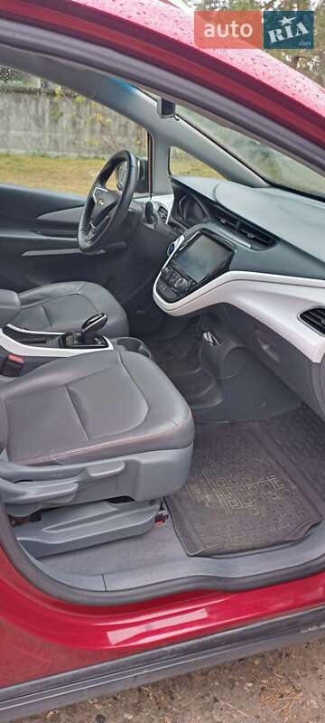 Хэтчбек Chevrolet Bolt EV 2016 в Украинке