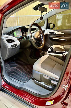 Хэтчбек Chevrolet Bolt EV 2017 в 