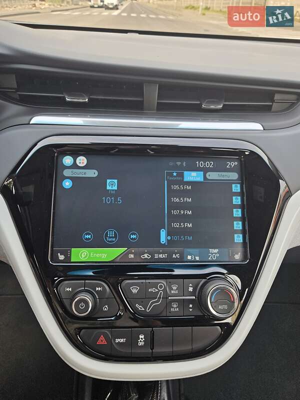 Хэтчбек Chevrolet Bolt EV 2018 в Киеве фото 16 Хэтчбек Chevrolet Bolt EV 2018 в Киеве