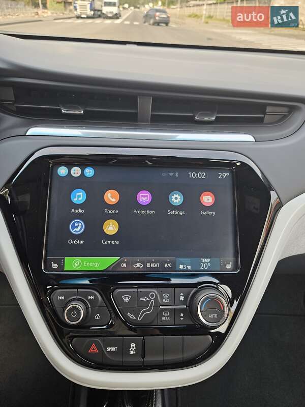 Хэтчбек Chevrolet Bolt EV 2018 в Киеве фото 19 Хэтчбек Chevrolet Bolt EV 2018 в Киеве