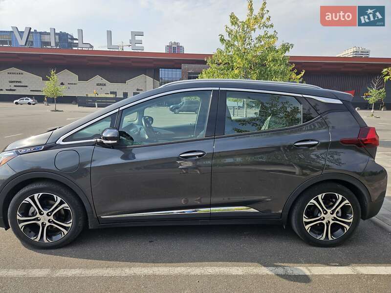 Хэтчбек Chevrolet Bolt EV 2018 в Киеве фото 52 Хэтчбек Chevrolet Bolt EV 2018 в Киеве