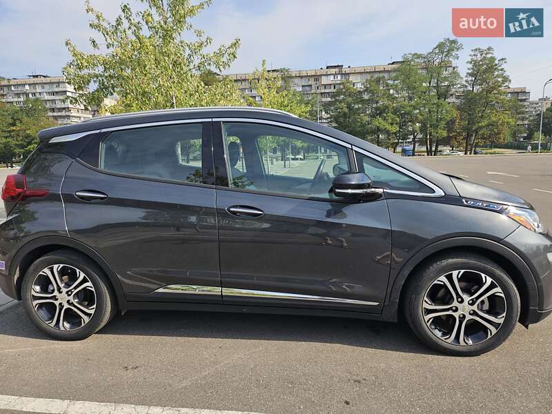 Хэтчбек Chevrolet Bolt EV 2018 в Киеве фото 57 Хэтчбек Chevrolet Bolt EV 2018 в Киеве