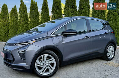 Хэтчбек Chevrolet Bolt EV 2022 в 