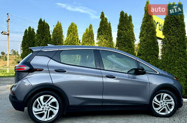 Хэтчбек Chevrolet Bolt EV 2022 в 