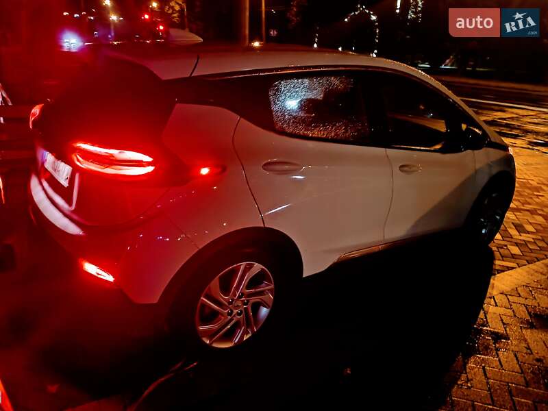 Хетчбек Chevrolet Bolt EV 2022 в Івано-Франківську