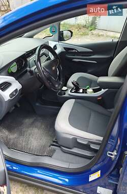 Хэтчбек Chevrolet Bolt EV 2020 в 