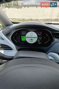 Хэтчбек Chevrolet Bolt EV 2020 в 