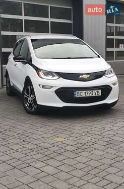 Хэтчбек Chevrolet Bolt EV 2018 в 