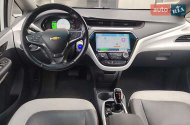 Хэтчбек Chevrolet Bolt EV 2018 в 