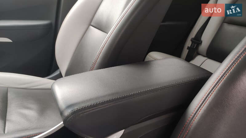 Хэтчбек Chevrolet Bolt EV 2018 в Дрогобыче