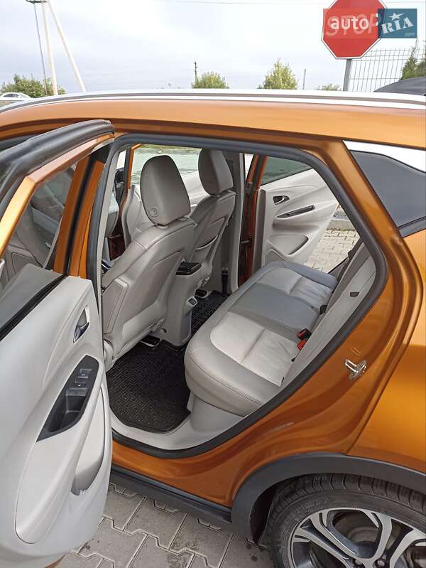 Хэтчбек Chevrolet Bolt EV 2016 в Львове