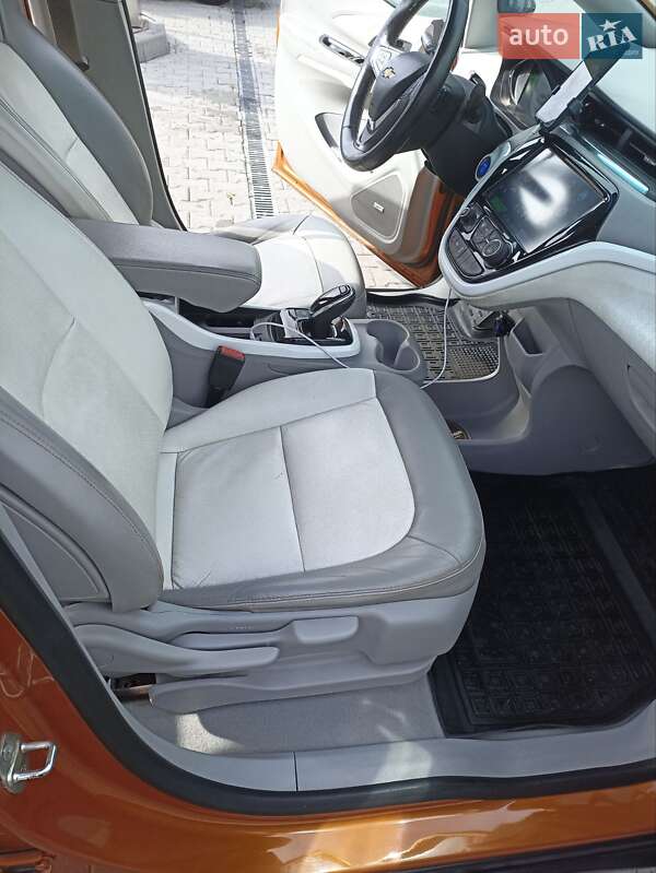 Хэтчбек Chevrolet Bolt EV 2016 в Львове