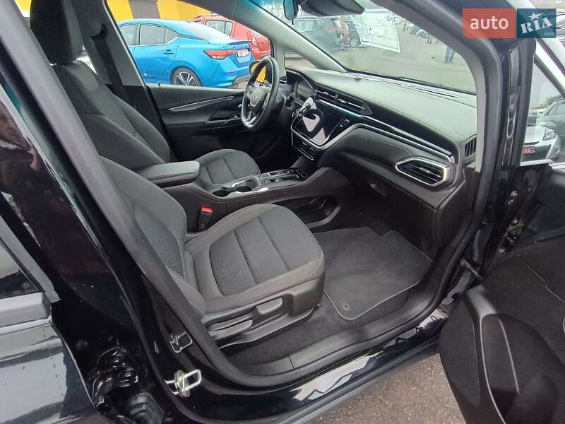 Хэтчбек Chevrolet Bolt EV 2023 в Ровно