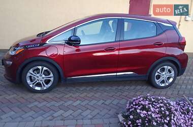 Хэтчбек Chevrolet Bolt EV 2020 в 