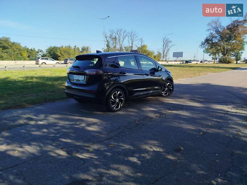 Хэтчбек Chevrolet Bolt EV 2023 в Киеве фото 6 Хэтчбек Chevrolet Bolt EV 2023 в Киеве