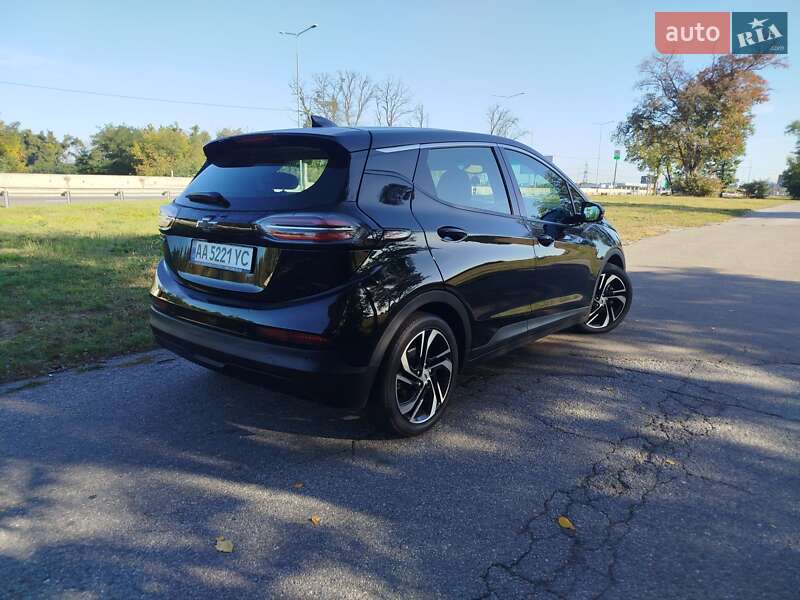 Хэтчбек Chevrolet Bolt EV 2023 в Киеве фото 7 Хэтчбек Chevrolet Bolt EV 2023 в Киеве