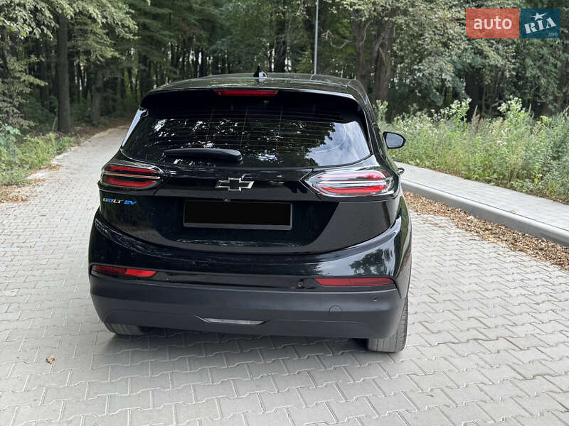Хэтчбек Chevrolet Bolt EV 2023 в Тернополе