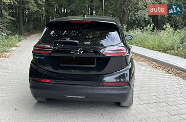 Хэтчбек Chevrolet Bolt EV 2023 в 