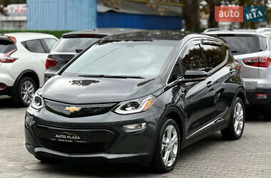 Хэтчбек Chevrolet Bolt EV 2017 в 