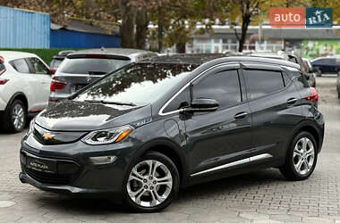 Хэтчбек Chevrolet Bolt EV 2017 в 