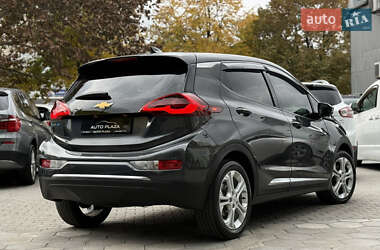Хэтчбек Chevrolet Bolt EV 2017 в 