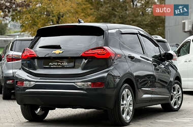 Хэтчбек Chevrolet Bolt EV 2017 в 
