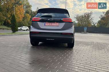 Хэтчбек Chevrolet Bolt EV 2022 в 