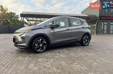 Хэтчбек Chevrolet Bolt EV 2022 в 