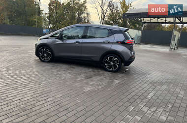 Хэтчбек Chevrolet Bolt EV 2022 в 