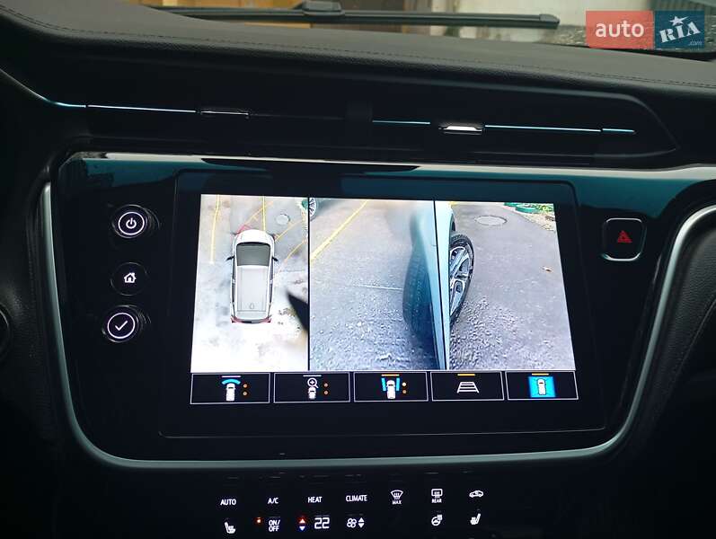 Хэтчбек Chevrolet Bolt EV 2022 в Кропивницком