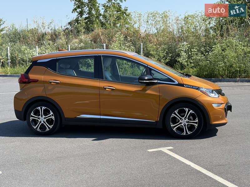 Хэтчбек Chevrolet Bolt EV 2017 в Виннице