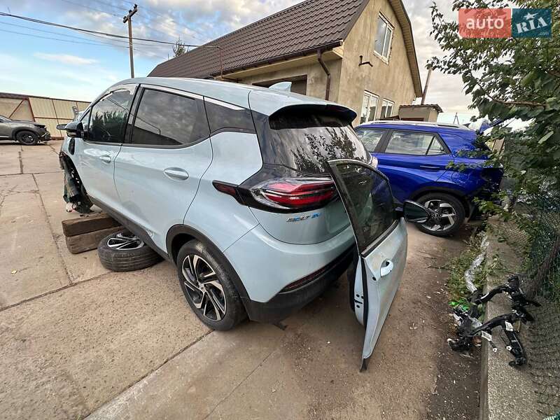 Хетчбек Chevrolet Bolt EV 2023 в Миколаєві