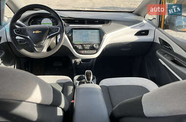Хетчбек Chevrolet Bolt EV 2017 в 