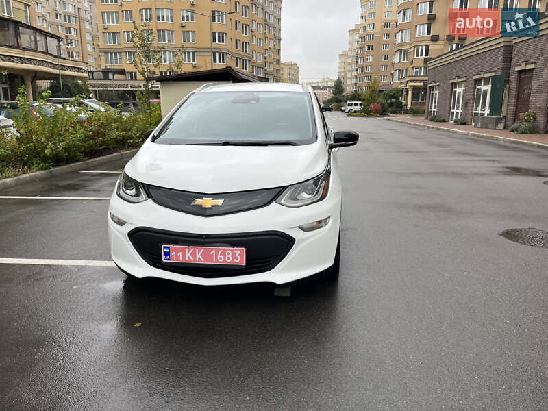 Хэтчбек Chevrolet Bolt EV 2018 в Киеве