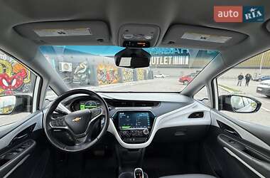 Хэтчбек Chevrolet Bolt EV 2017 в 