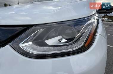 Хэтчбек Chevrolet Bolt EV 2017 в 