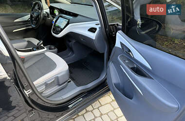 Хетчбек Chevrolet Bolt EV 2018 в 