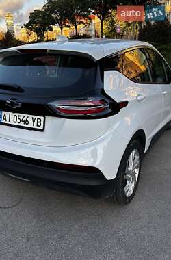 Хэтчбек Chevrolet Bolt EV 2023 в 