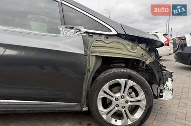 Хетчбек Chevrolet Bolt EV 2020 в 