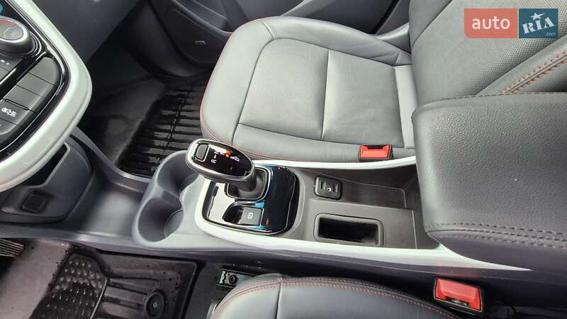 Хэтчбек Chevrolet Bolt EV 2020 в Львове фото 13 Хэтчбек Chevrolet Bolt EV 2020 в Львове