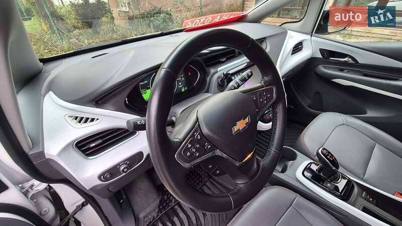 Хэтчбек Chevrolet Bolt EV 2020 в Львове фото 17 Хэтчбек Chevrolet Bolt EV 2020 в Львове