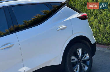 Хэтчбек Chevrolet Bolt EV 2022 в 