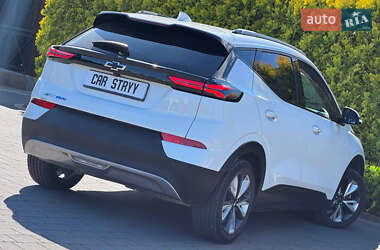 Хэтчбек Chevrolet Bolt EV 2022 в 
