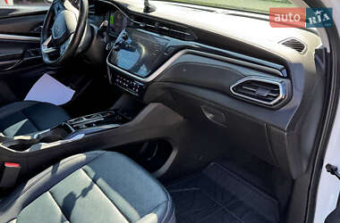 Хэтчбек Chevrolet Bolt EV 2022 в 