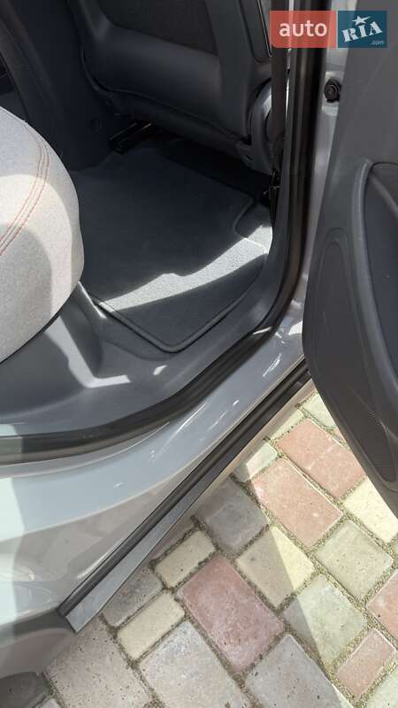 Хэтчбек Chevrolet Bolt EV 2019 в Дрогобыче