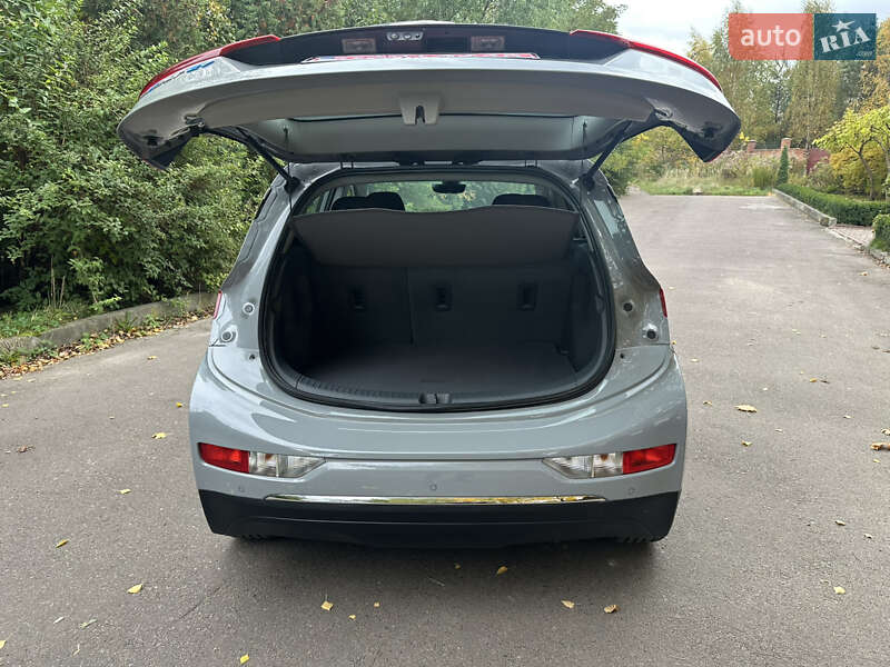 Хэтчбек Chevrolet Bolt EV 2020 в Ровно
