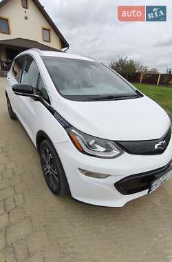 Хэтчбек Chevrolet Bolt EV 2017 в 