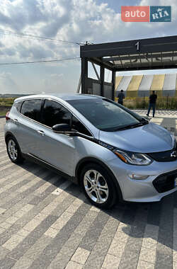 Хетчбек Chevrolet Bolt EV 2017 в 