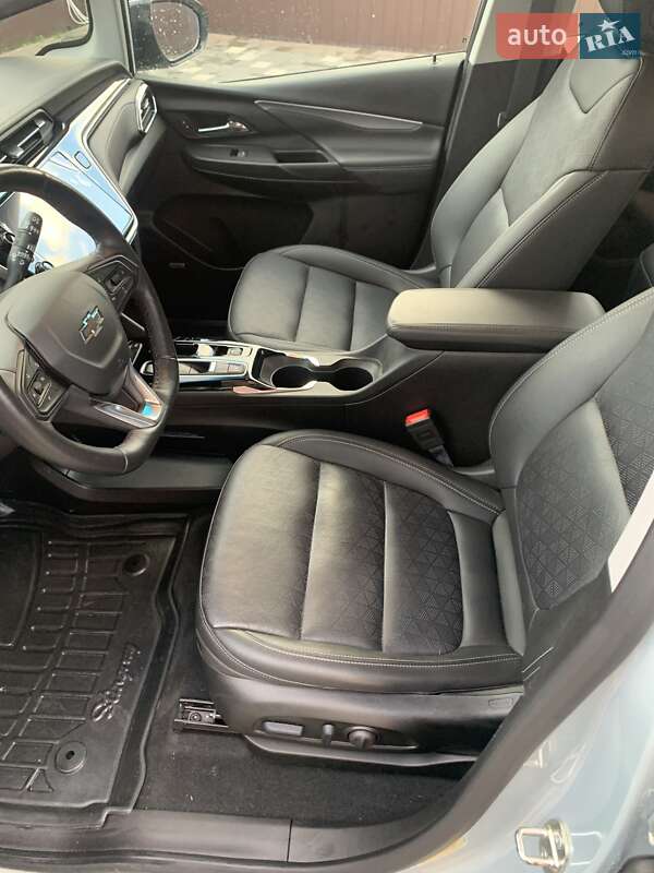 Хэтчбек Chevrolet Bolt EV 2023 в Золочеве фото 14 Хэтчбек Chevrolet Bolt EV 2023 в Золочеве